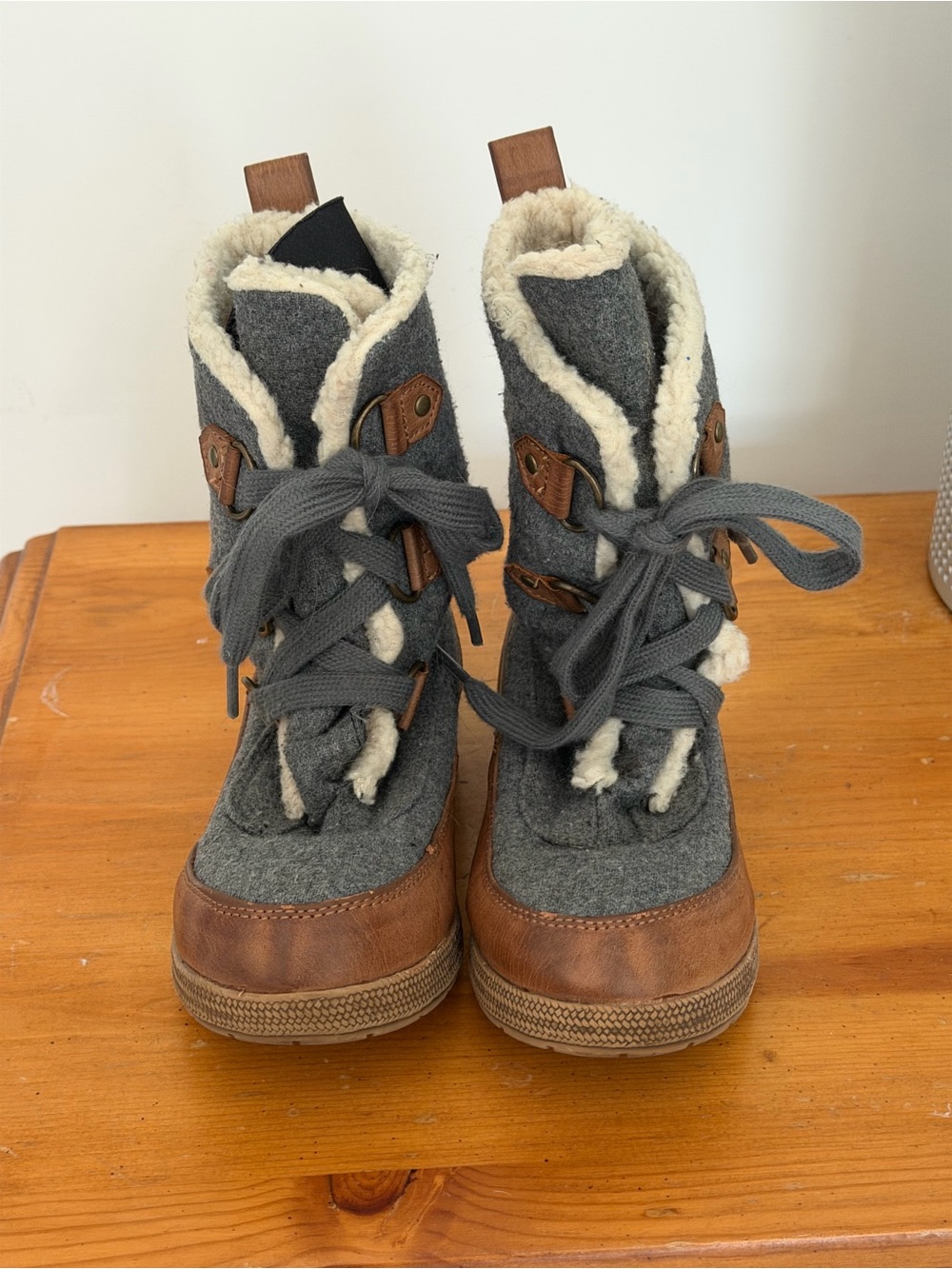 Rocket Dog Gray and Brown Sherpa-Lined Lace-Up Boots